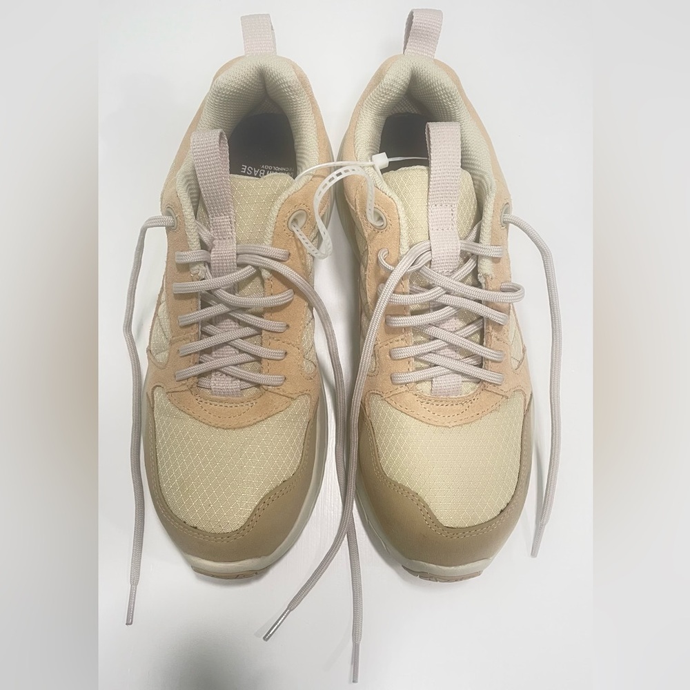 Merrell Beige and Cream Sneakers